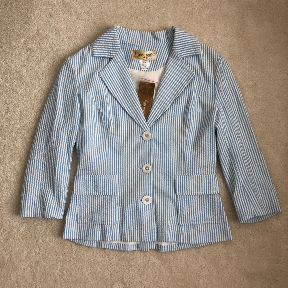🆕 FRANCESCA’S striped blazer💫
